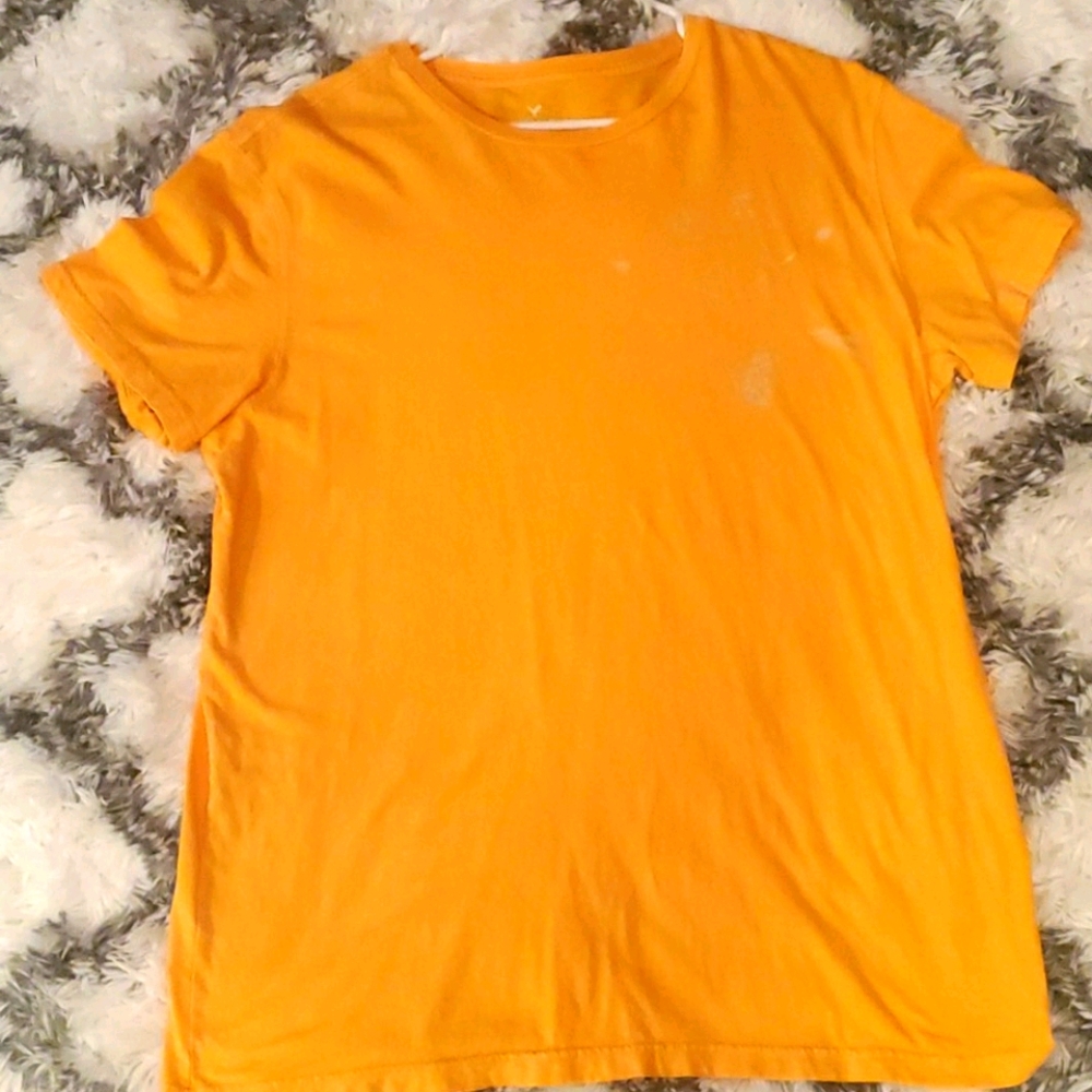 American Eagle tshirt